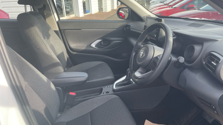 Toyota Yaris Cross 1.5 Hybrid Icon 5dr CVT Hybrid Estate